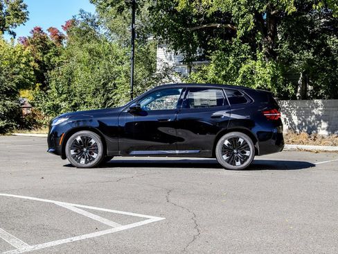 Used 2026 BMW X3 xDrive30 w/ Premium Package image 2