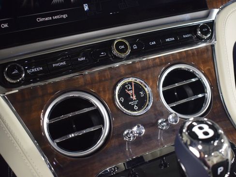 New 2026 Bentley Continental GTC AWD/4WD image 32