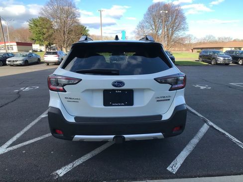 Used 2024 Subaru Outback Touring XT image 15