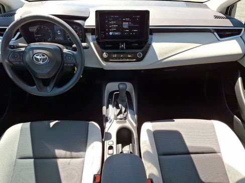 Used 2025 Toyota Corolla LE FWD image 24