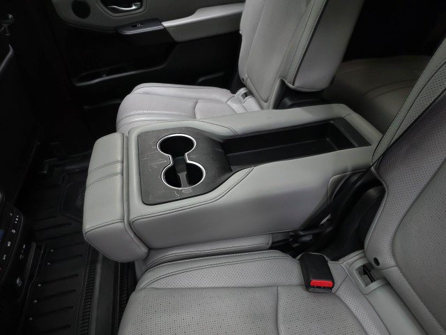Used 2024 Honda Pilot Elite image 20