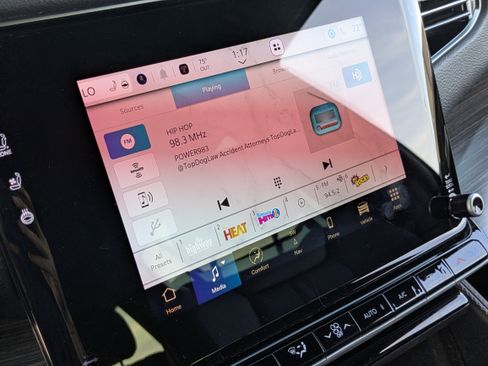 Used 2024 Jeep Wagoneer Series III image 25