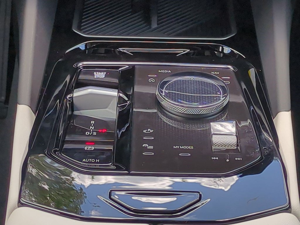 New 2027 BMW 530i w/ Premium Package RWD image 19