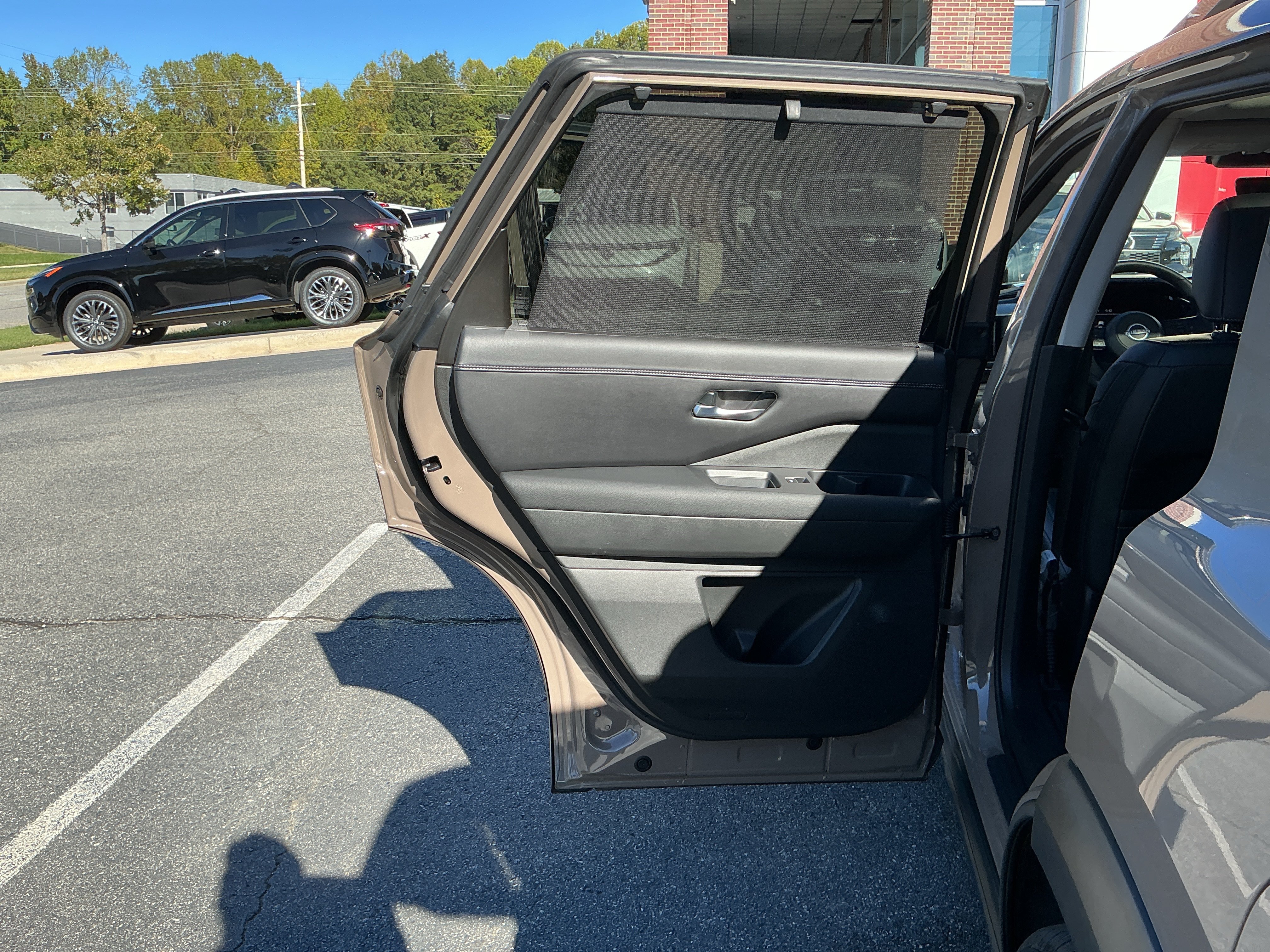 Certified 2023 Nissan Pathfinder Platinum AWD/4WD image 24