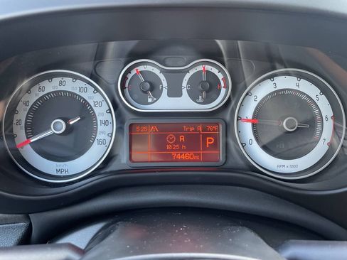 Used 2015 FIAT 500L Trekking FWD image 17