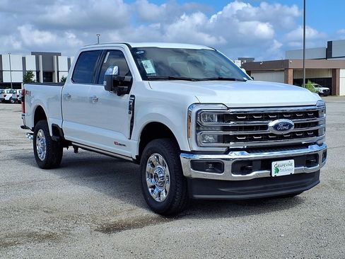 New 2026 Ford F250 King Ranch w/ Chrome Package AWD/4WD image 3