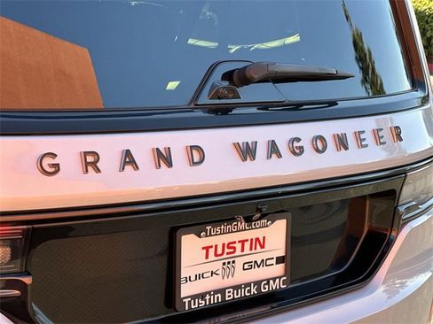 Used 2024 Jeep Grand Wagoneer L Series II w/ Quick Order Packagew 28T image 32