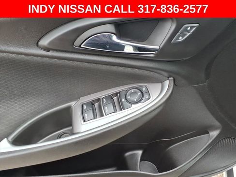 Used 2023 Chevrolet Malibu LT image 6