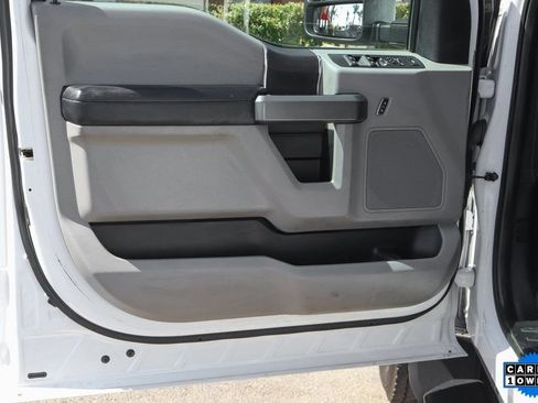 Used 2017 Ford F550 2WD Crew Cab Super Duty image 15
