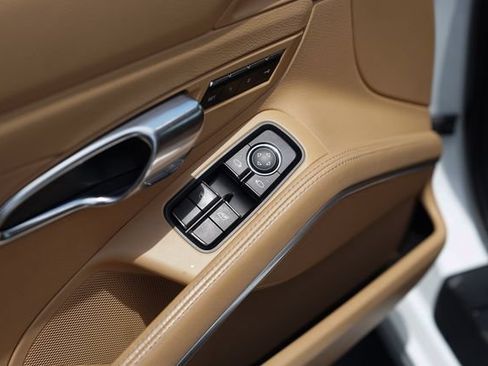 Used 2017 Porsche 911 Carrera image 35