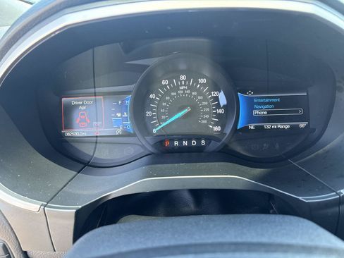 Used 2021 Ford Edge ST-Line AWD/4WD image 16