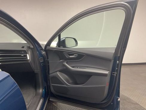 Used 2022 Audi Q7 3.0T Premium Plus image 31