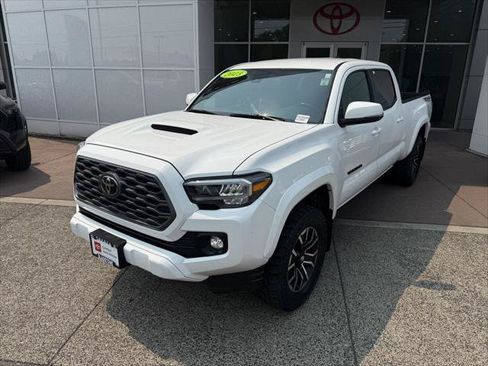 Certified 2023 Toyota Tacoma TRD Sport AWD/4WD image 4