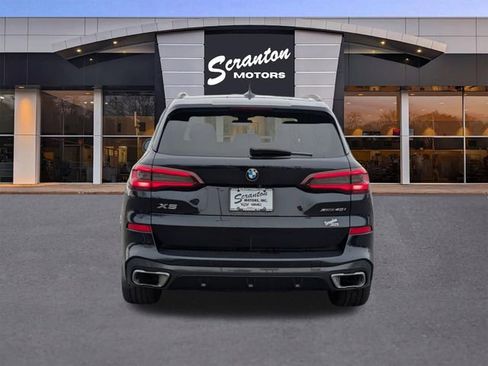 Used 2021 BMW X5 xDrive40i w/ M Sport Package image 4
