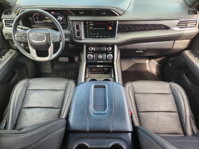Used 2023 GMC Yukon XL Denali AWD/4WD image 26