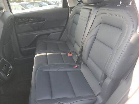 New 2026 Lincoln Nautilus Premier image 29