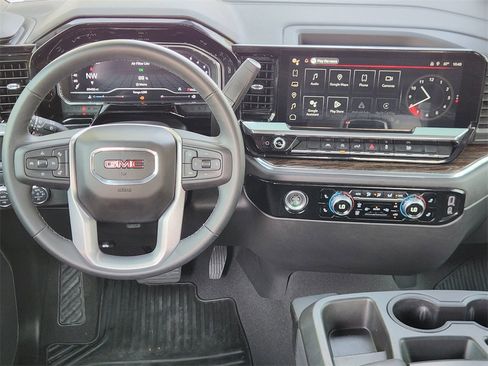 Used 2023 GMC Sierra 1500 Elevation image 23