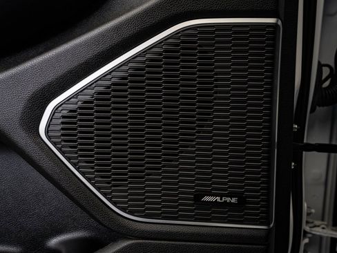 Used 2023 Jeep Grand Cherokee 4WD 4xe image 23