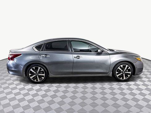 Used 2018 Nissan Altima 2.5 SR image 11