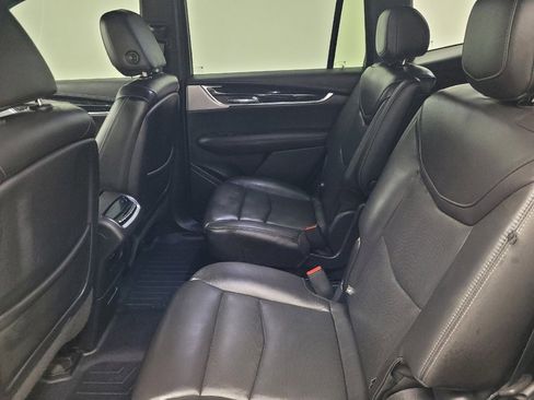 Used 2020 Cadillac XT6 Premium Luxury image 18