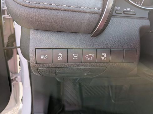Used 2023 Toyota Camry XLE w/ Navigation Package FWD image 13