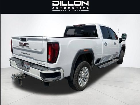Used 2022 GMC Sierra 3500 Denali AWD/4WD image 4