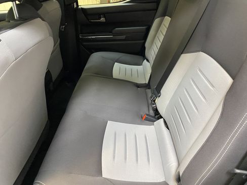 Used 2025 Toyota Tacoma TRD Off-Road image 24