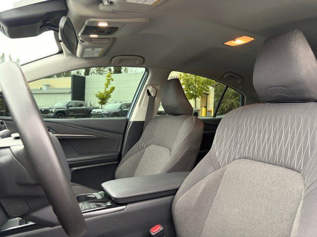 Used 2025 Toyota Camry LE FWD image 25