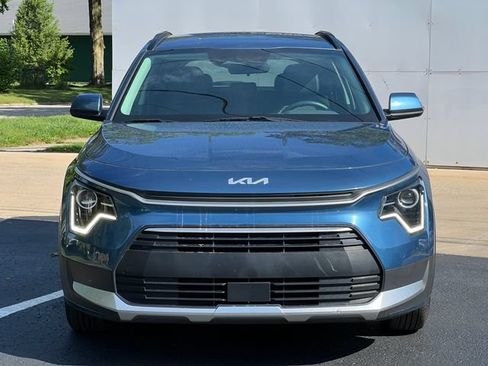 Used 2024 Kia Niro EX FWD image 38