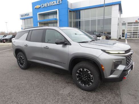 New 2026 Chevrolet Traverse Z71 w/ Enhanced Driving Package image 4