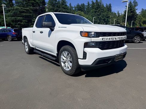 Used 2022 Chevrolet Silverado 1500 Custom AWD/4WD image 7