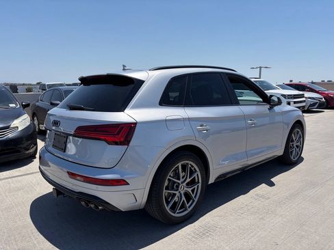 Used 2023 Audi SQ5 Premium Plus w/ Premium Plus Package AWD/4WD image 2