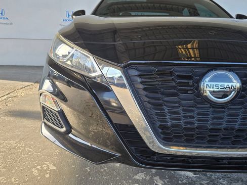 Used 2019 Nissan Altima 2.5 S FWD image 24