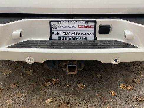 Used 2012 Chevrolet Avalanche LTZ image 30