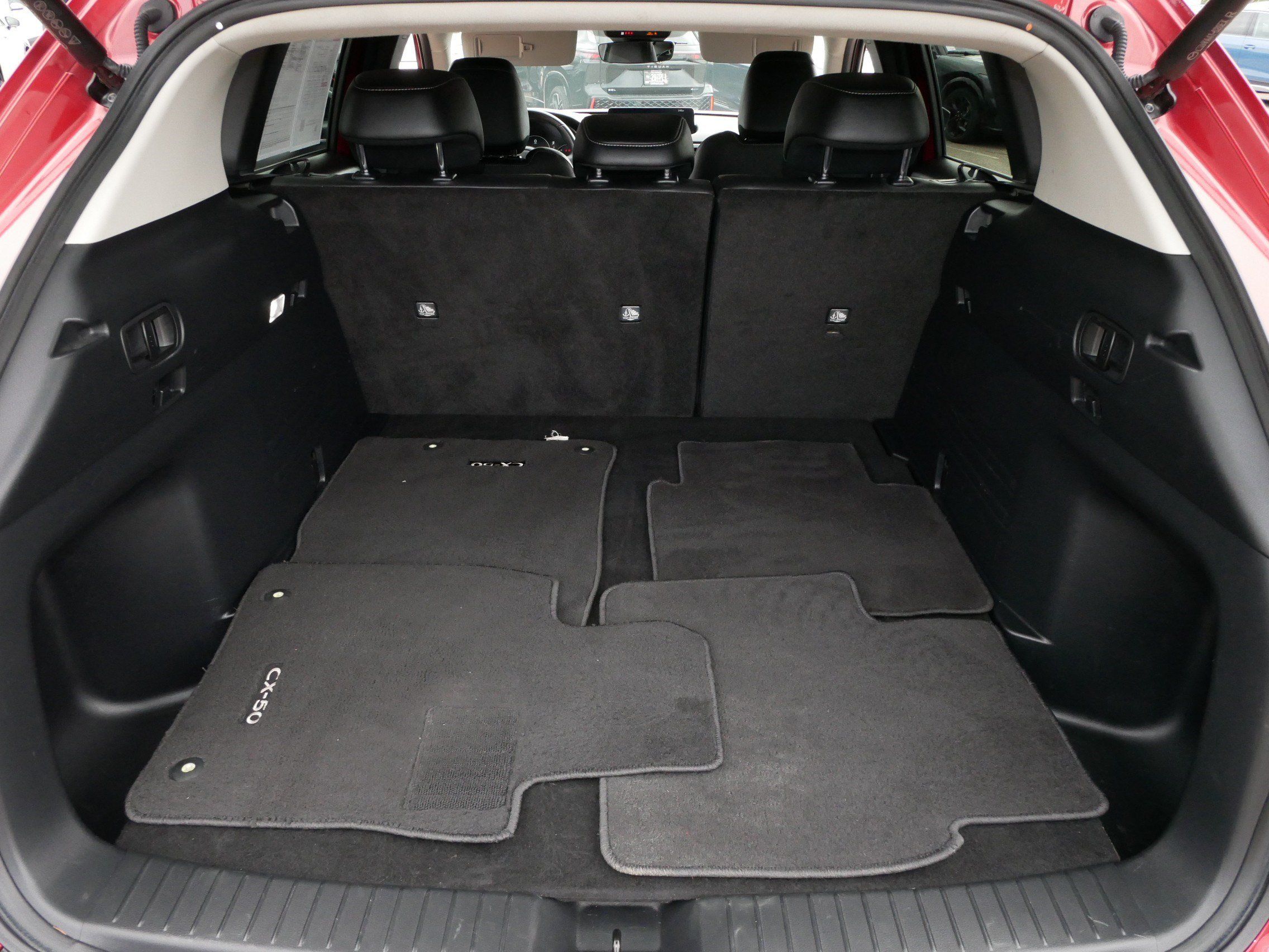 Used 2025 MAZDA CX-50 AWD 2.5 S w/ Preferred Package image 18