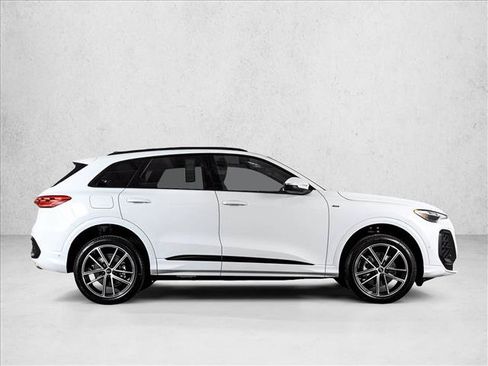 New 2026 Audi Q5 Premium Plus AWD/4WD image 4