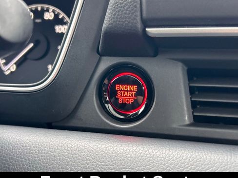 Used 2024 Honda Pilot Touring image 32