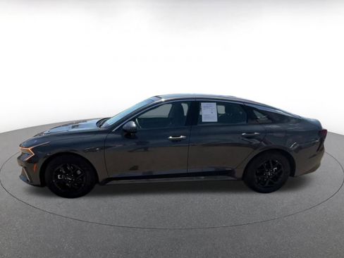 Used 2025 Kia K5 LXS FWD image 9