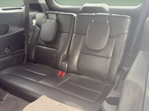 Used 2022 Ford Explorer Limited w/ Equipment Group 301A image 25