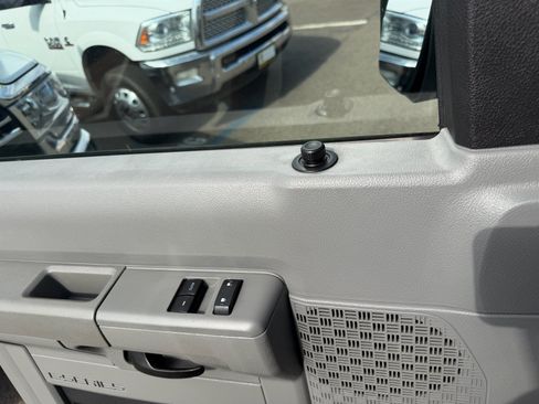 Used 2013 Ford E-150 and Econoline 150 w/ PWR Group RWD image 19