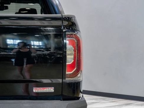 Used 2017 GMC Sierra 1500 SLT w/ All Terrain X Package AWD/4WD image 63