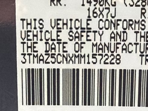 Used 2021 Toyota Tacoma SR5 RWD image 31