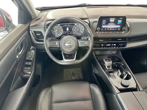 Used 2023 Nissan Rogue SV w/ SV Premium B Package image 11