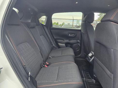 Used 2024 Honda HR-V Sport image 12