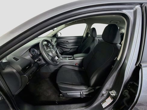Used 2025 Nissan Sentra S FWD image 13