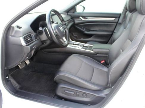 Used 2022 Honda Accord Sport image 11