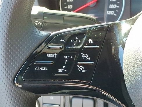 Used 2025 Mercedes-Benz Sprinter 2500 image 20