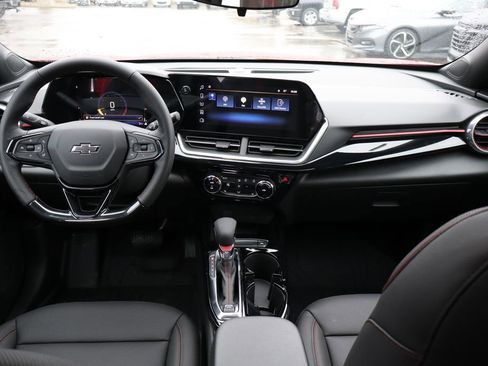 New 2026 Chevrolet Trax RS w/ Sunroof Package image 36