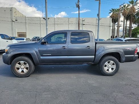 Used 2009 Toyota Tacoma PreRunner image 4