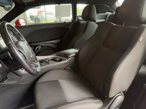 Used 2020 Dodge Challenger R/T image 12